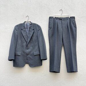 Vintage Christopher Hayes Macy's Gray Pinstriped Tailored 2 Piece Suit 46R 38W